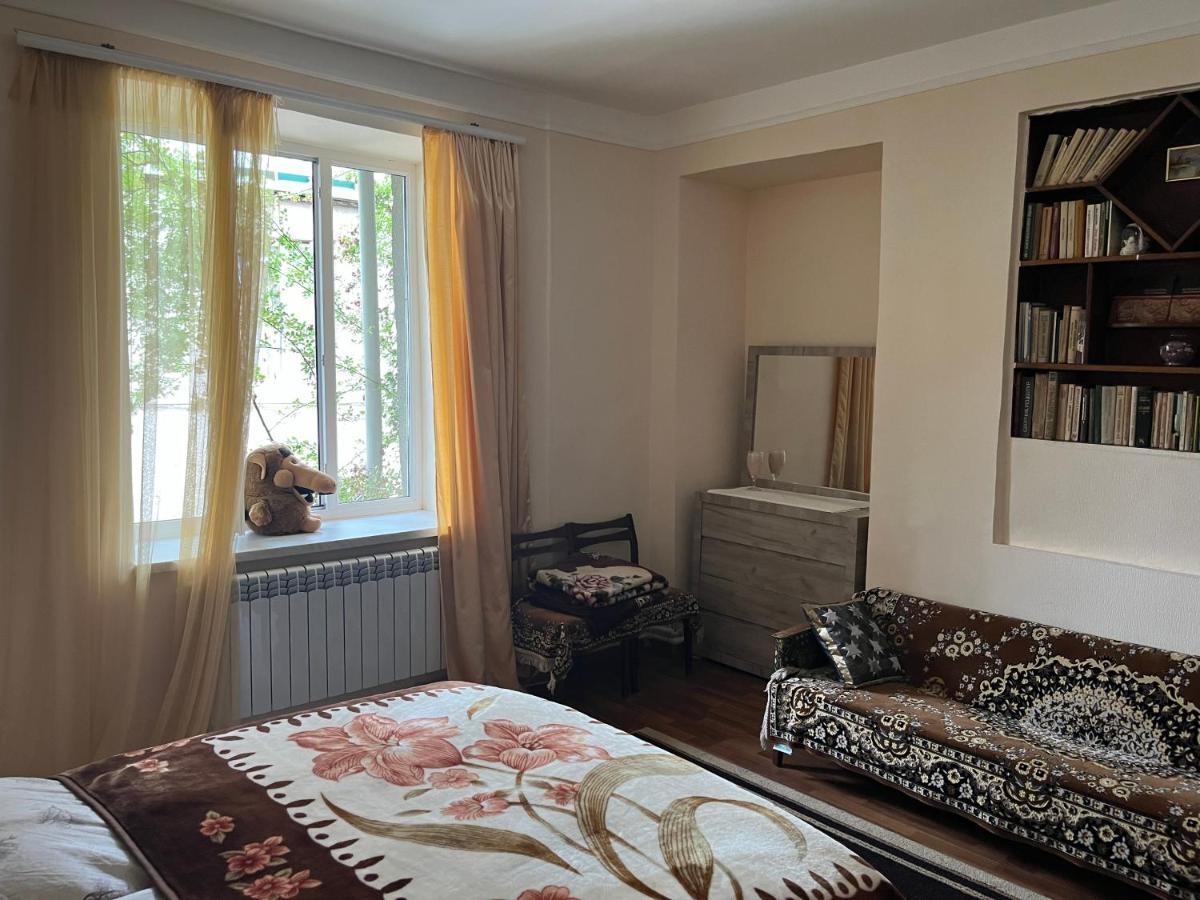 לינה וארוחת בוקר ונדזור Inexpensive House מראה חיצוני תמונה