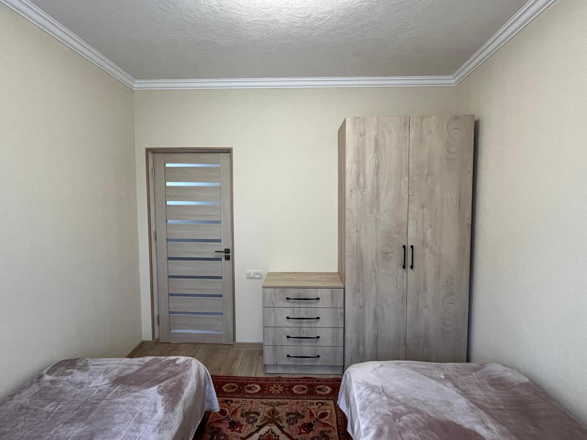 לינה וארוחת בוקר ונדזור Inexpensive House מראה חיצוני תמונה